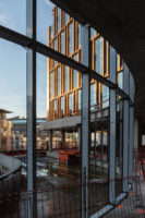 <span class='c-gallery-modal__index'>8/26</span>