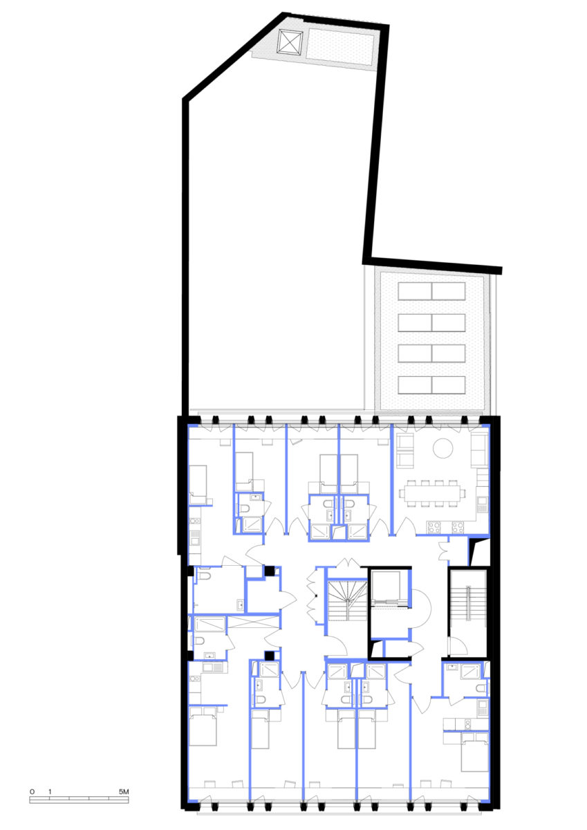 <span class='c-gallery-modal__index'>7/7</span>